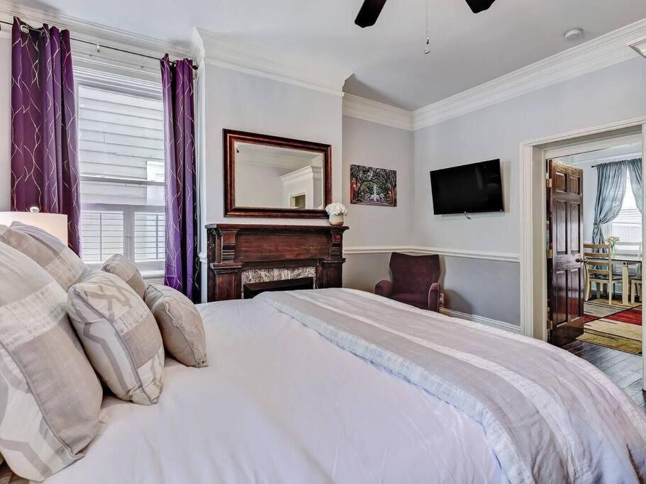 Historic Savannah Gold Private Condo With Pool - 2Bed, 1&Half Bath, Sleeps 6, 1St Floor, 15 Min Walk To Historic Savannah Center And All Attractions Екстериор снимка