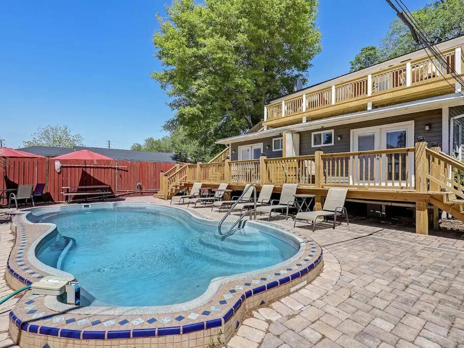 Historic Savannah Gold Private Condo With Pool - 2Bed, 1&Half Bath, Sleeps 6, 1St Floor, 15 Min Walk To Historic Savannah Center And All Attractions Екстериор снимка